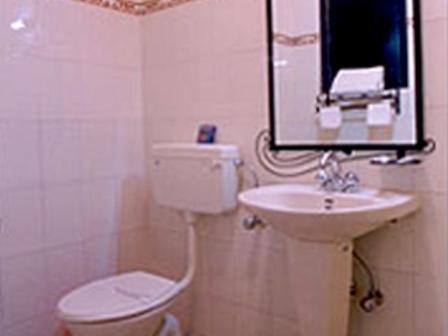 Aroma Classic Hotel Jaipur Room photo